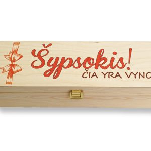 GRAVIRUOTA UŽSEGAMA MEDINĖ VYNO DĖŽĖ